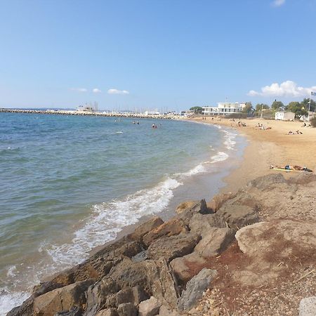 Studio Mezzanine Vue Port Et Mer ラ・ロンド・レ・モール エクステリア 写真